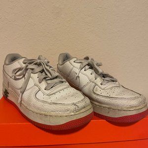 nike air force 1s with pink bottom